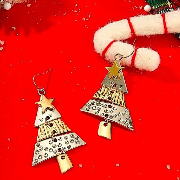 Christmas Tree Vintage Dangle Handmade Earrings - Picture 2 of 4